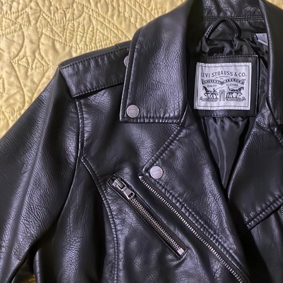 Levi’s faux leather jacket - Picture 4 of 5